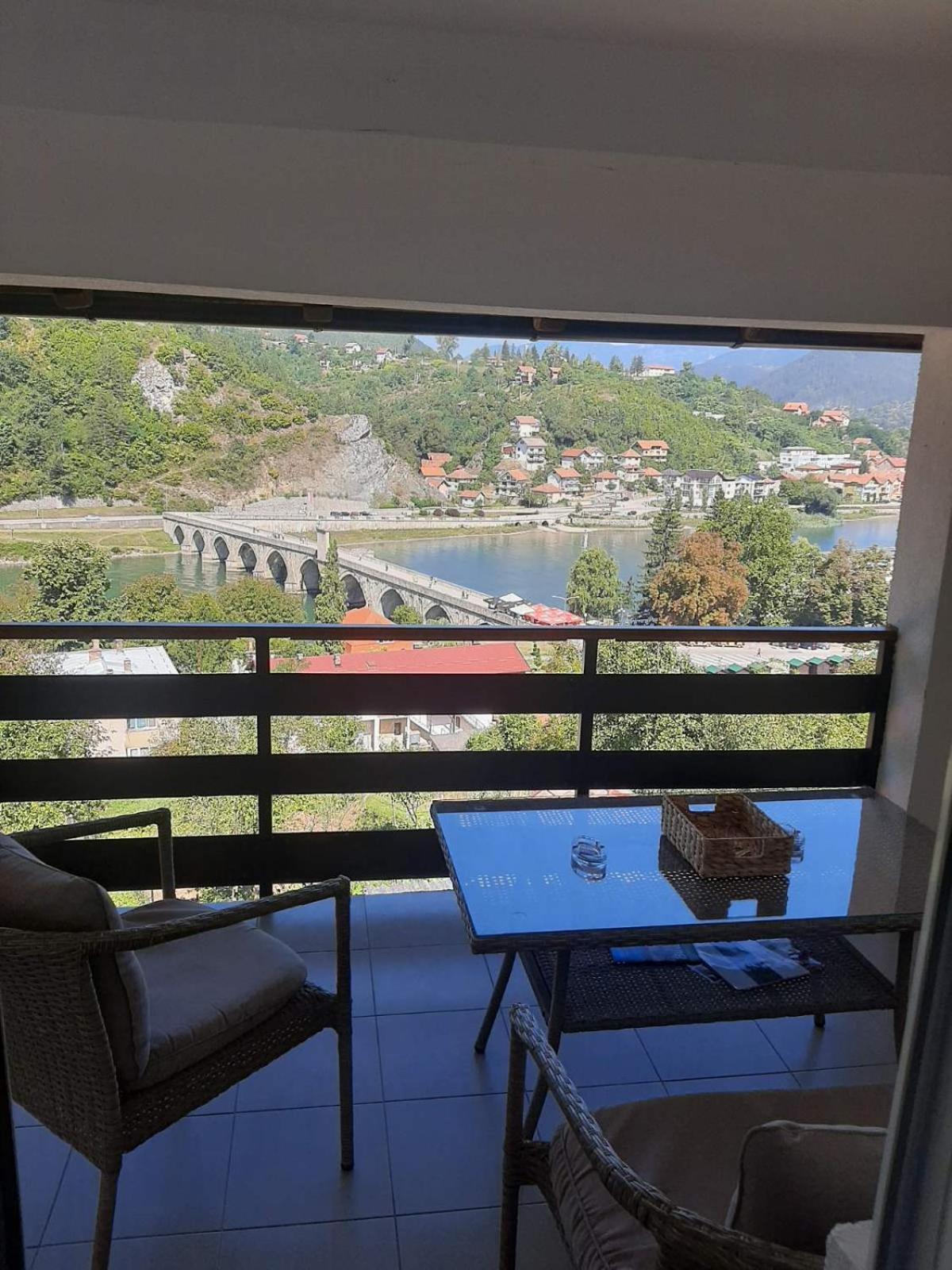 Apartman Dan & Noc Višegrad Habitación foto